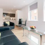 Rent 2 bedroom flat in London