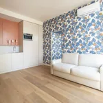 Rent 1 bedroom apartment of 60 m² in milan