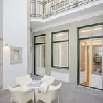 Rent 1 bedroom apartment of 52 m² in Porto