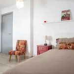 Rent a room of 350 m² in lisbon