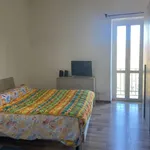 Rent 3 bedroom apartment of 65 m² in Roma