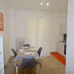 Rent 4 bedroom apartment in Modena