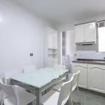 Rent a room of 125 m² in valencia