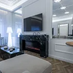 Rent 4 bedroom apartment of 155 m² in Budapest