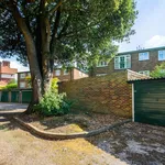 Rent 2 bedroom apartment in Guildford