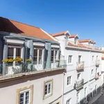 Rent a room in lisbon