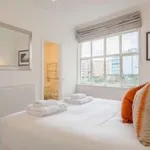 Rent 2 bedroom flat of 85 m² in London