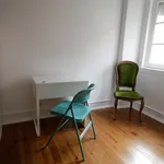 Rent 4 bedroom apartment in Lisbon