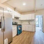 Rent 3 bedroom apartment of 102 m² in Brooklyn