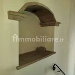 Rent 4 bedroom apartment of 90 m² in Lucca