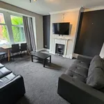 Rent 6 bedroom house in Leeds