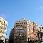 Rent a room of 130 m² in Valencia