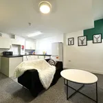 Rent 4 bedroom flat in Leicester