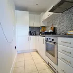 Rent 1 bedroom flat in Cardiff