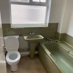 Flat to rent in Alder Crescent, Luton LU3