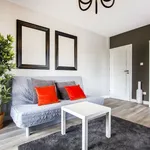 Rent 2 bedroom apartment of 48 m² in Łódź