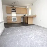 Rent 2 bedroom flat in Hull