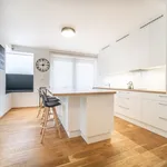 Rent 3 bedroom apartment of 66 m² in Praha 8 - Libeň