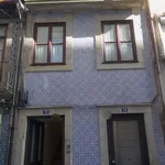 Rent 2 bedroom apartment of 40 m² in Porto