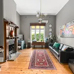 Rent 5 bedroom house in Thornbury