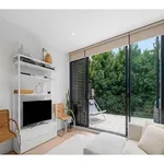 Rent 1 bedroom apartment in East Melbourne