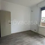 Rent 4 bedroom apartment of 130 m² in Mariano Comense