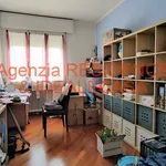 Affitto 3 camera appartamento di 90 m² in Padova