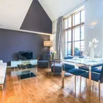 Rent 2 bedroom flat of 732 m² in London