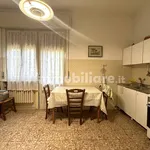 Rent 4 bedroom apartment of 102 m² in Forlì