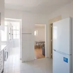 Rent 3 bedroom apartment in Lisbon