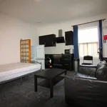 Rent 1 bedroom apartment in Hyde Park