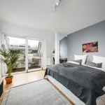 Miete 3 Schlafzimmer wohnung von 861 m² in Berlin