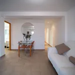 Rent 3 bedroom apartment of 807 m² in Valencia