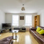 Rent 2 bedroom flat of 100 m² in Edinburgh