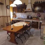 Rent 5 bedroom apartment of 140 m² in Palermo