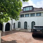 Huur 6 slaapkamer huis van 2000 m² in Uccle