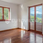 Rent 3 bedroom apartment of 175 m² in Zagreb