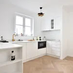 Appartement de 366 m² avec 1 chambre(s) en location à Paris