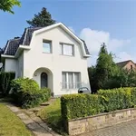 Huur 3 slaapkamer huis van 716 m² in HUIZINGEN