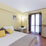 Rent 2 bedroom apartment of 25 m² in Turin