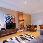 Rent 2 bedroom flat of 1044 m² in Birmingham