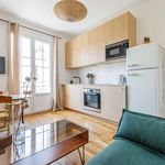 Rent 1 bedroom apartment of 290 m² in Paris