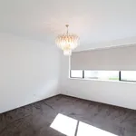 Rent 3 bedroom house in Ellenbrook