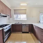 Rent 4 bedroom house in Chadstone