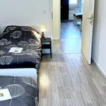 Miete 4 Schlafzimmer wohnung von 100 m² in Solingen