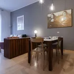 Rent 1 bedroom apartment of 65 m² in milan