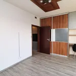 Pronajměte si 2 ložnic/e byt o rozloze 57 m² v pocernice