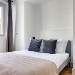 Rent 3 bedroom apartment of 70 m² in paris