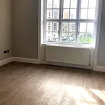 Rent 3 bedroom apartment in South East England