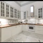 Rent 7 bedroom apartment of 300 m² in Firenze